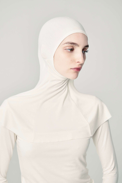 Балаклава Кэрри белая