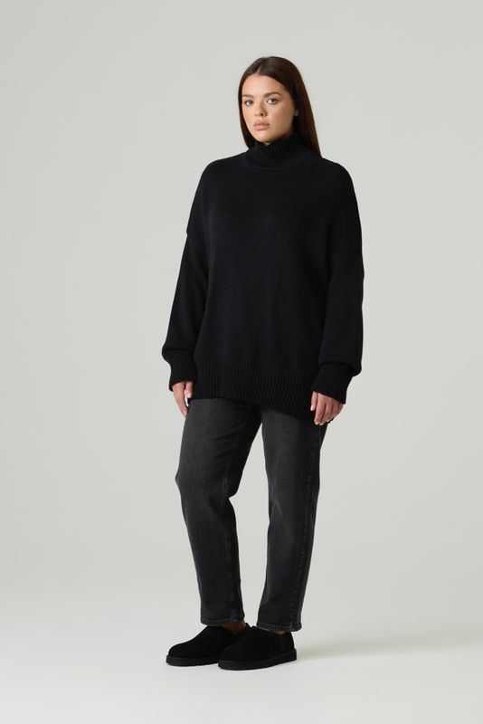 Свитер вязаный удлиненный, черный