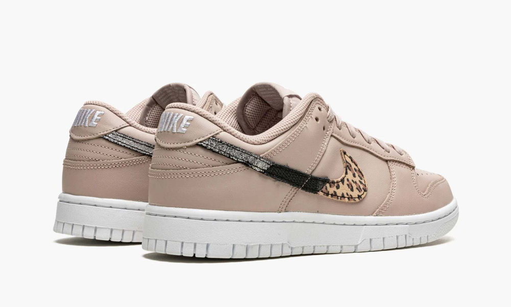 Dunk Low SE WMNS "Primal Pink"