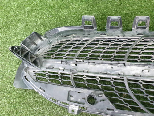 Решетка радиатора Mercedes A W177 (2018-2022)