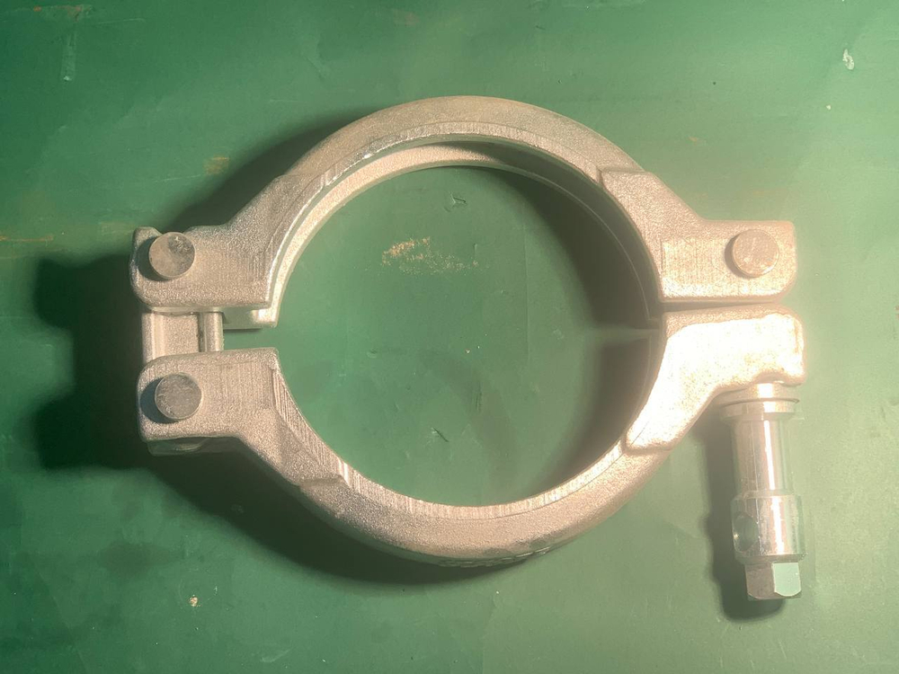 Хомут бетоновода DN150 (205 мм) болтовой (ZX)