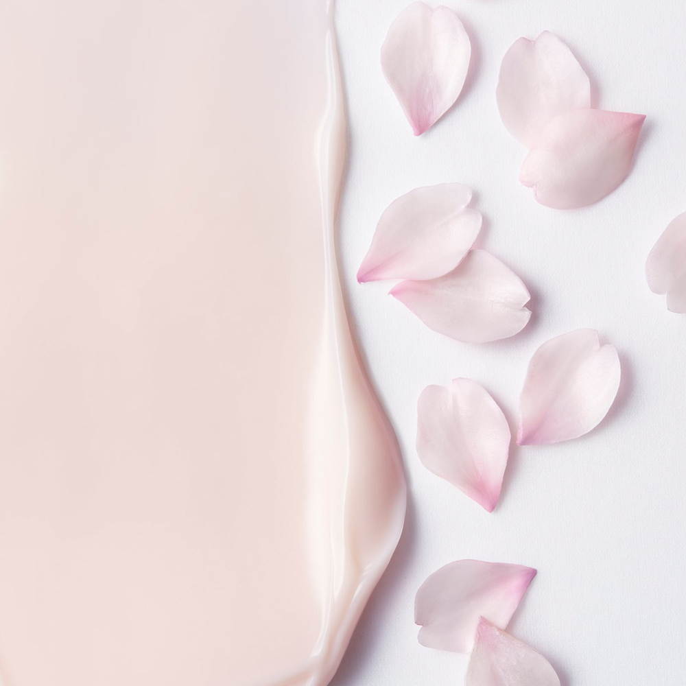 Shiseido White Lucent Brightening Gel Cream - осветляющий и увлажняющий крем против обесцвечивания кожи /   50  ml  / GTIN 729238149328