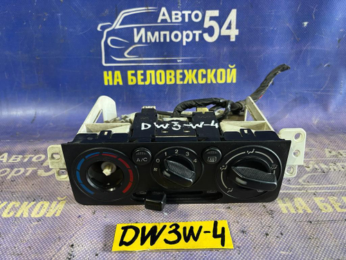Блок управления климат-контролем MAZDA DEMIO 2001