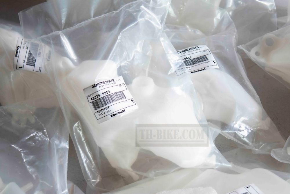 43078-0052. RESERVOIR. Reserve tank for Kawasaki ER-6N ER650 2009-2011