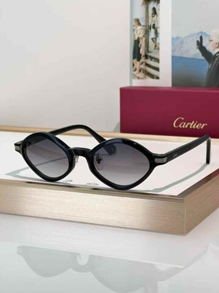 Солнцезащитные очки Cartier