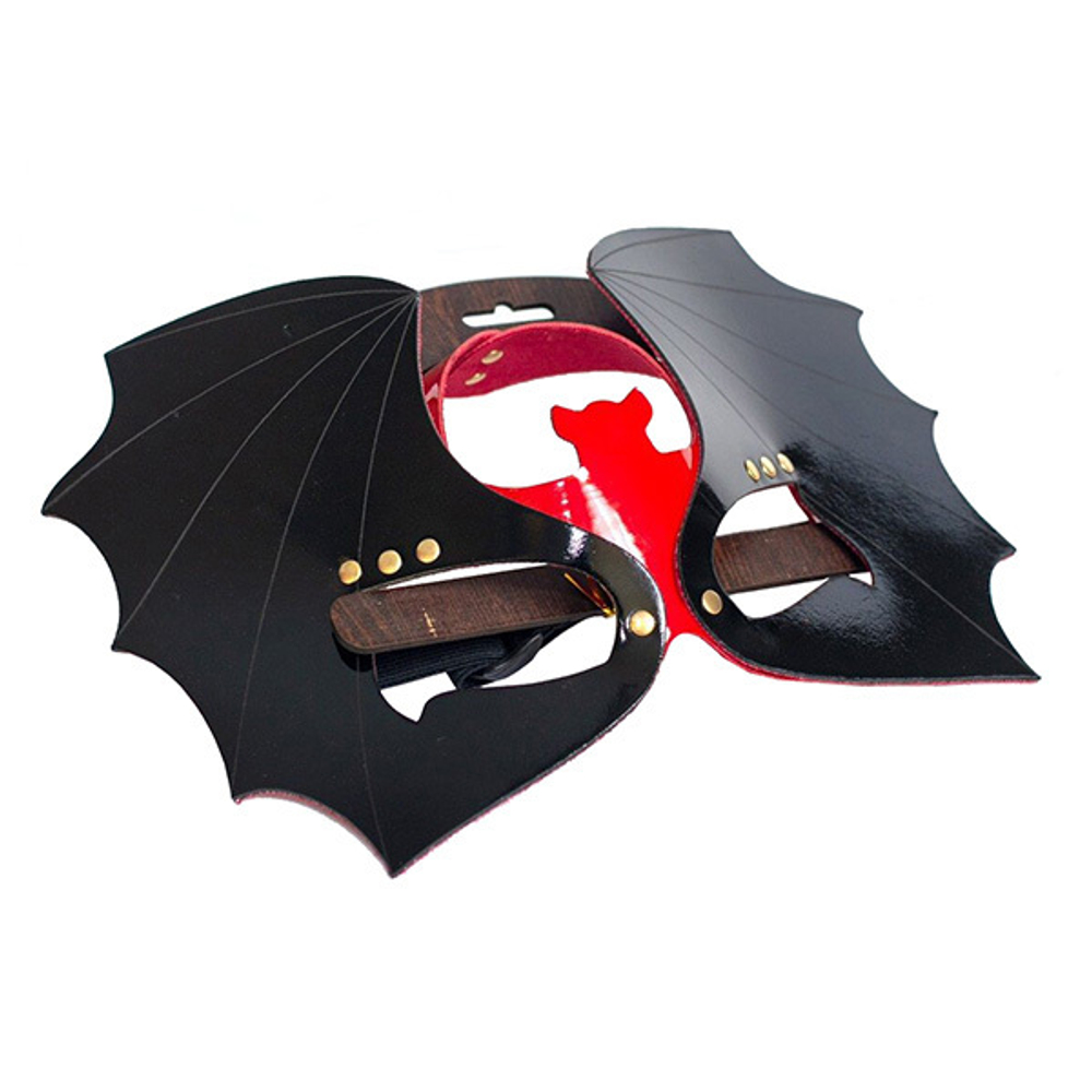 Черно-красная маска на глаза из лаковой кожи Летучая мышь Sitabella BDSM Accessories 4060-21