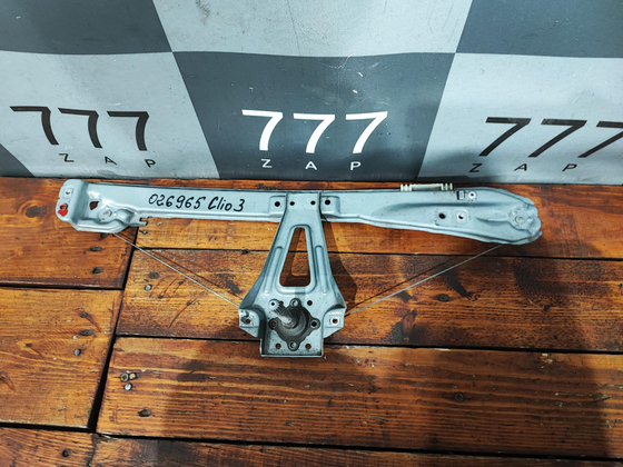 Стеклоподъемник задний правый мех. Renault Clio 3 05-14 Б/У Оригинал 8200291155