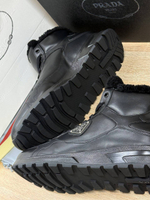 Кроссовки Prada