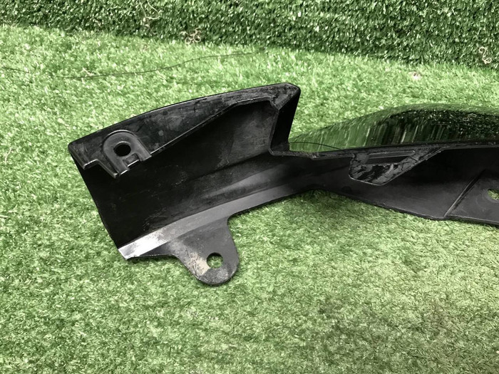 Накладка переднего бампера левая BMW M4 G82 20-нв