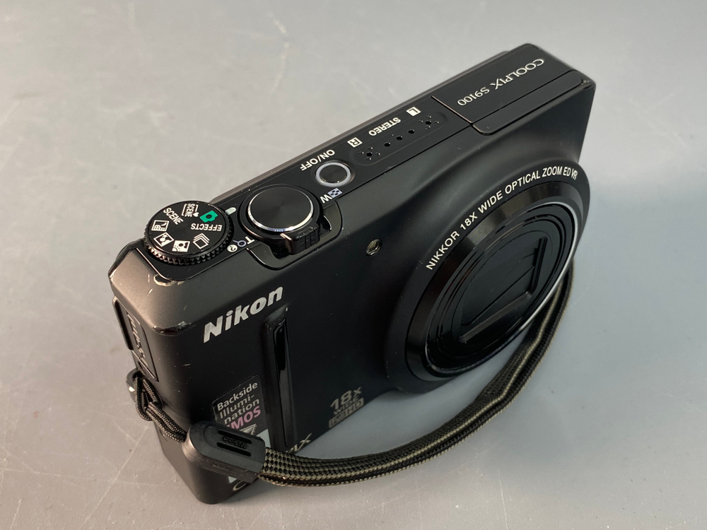 Nikon Coolpix S9100
