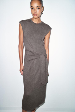 ZARA МЯГКОЕ ПЛАТЬЕ С УЗЛОМ, ТЕМНО-КОРИЧНЕВЫЙ