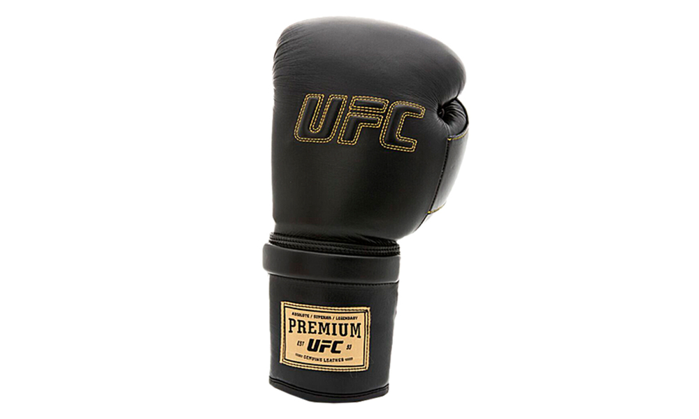 UFC Премиальные тренировочные перчатки на шнуровке черные - 12 Oz
