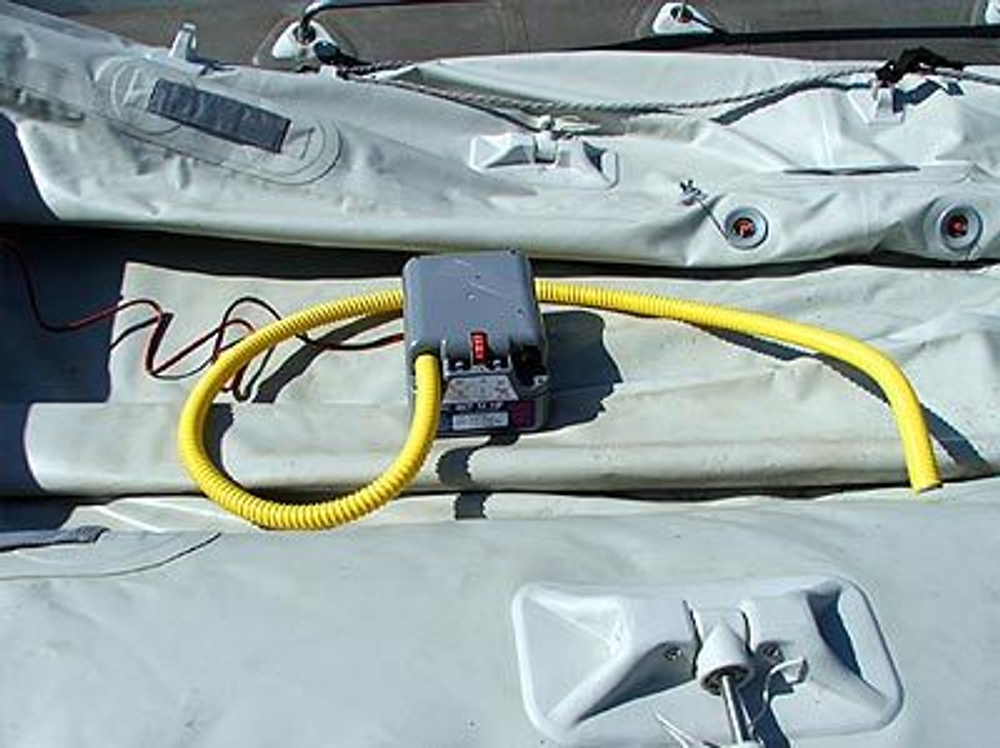 Электрический насос для лодки BRAVO BST 12