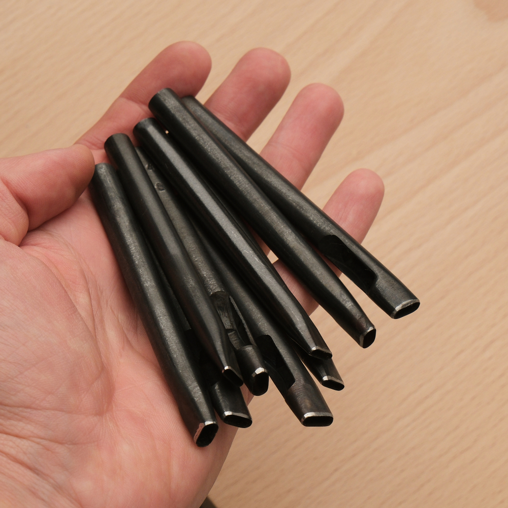 Щелевой пробойник для язычка часового ремешка