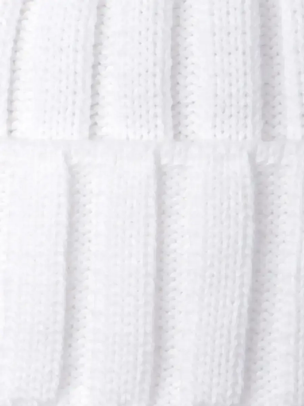 Шапка детская зимняя вязаная с помпоном