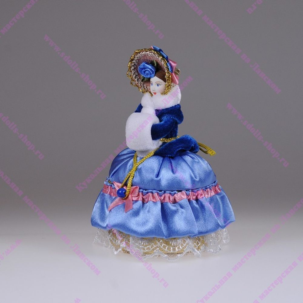 Кукла-шкатулка Барышня с муфтой