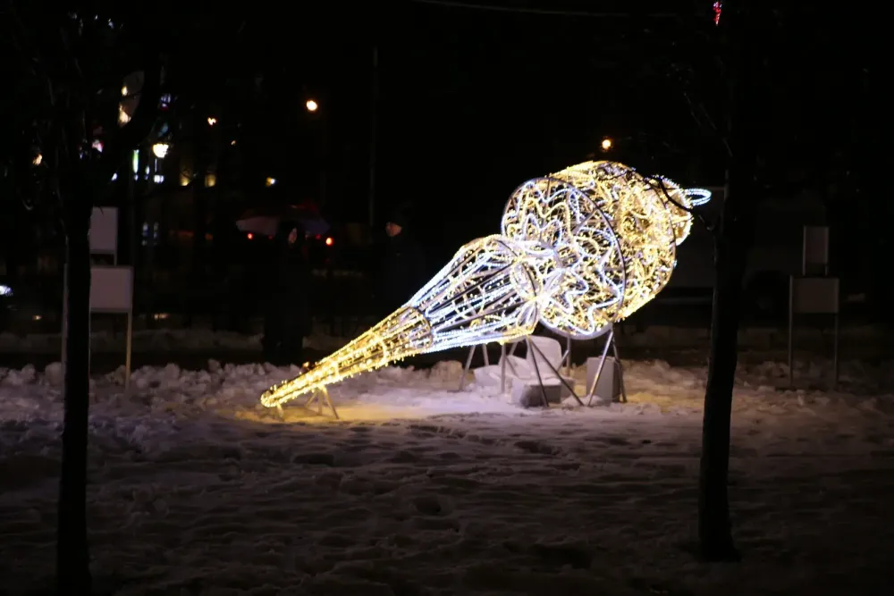 Светодиодный шар - елочная подвеска