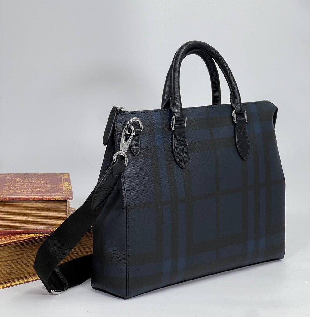 Сумка Burberry