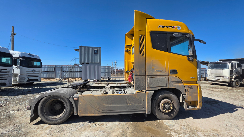Foton AUMAN 4x2 Седельный тягач BJ4189SLFKA (Дизельный, 11,8 л, 470 л.с. АТ)