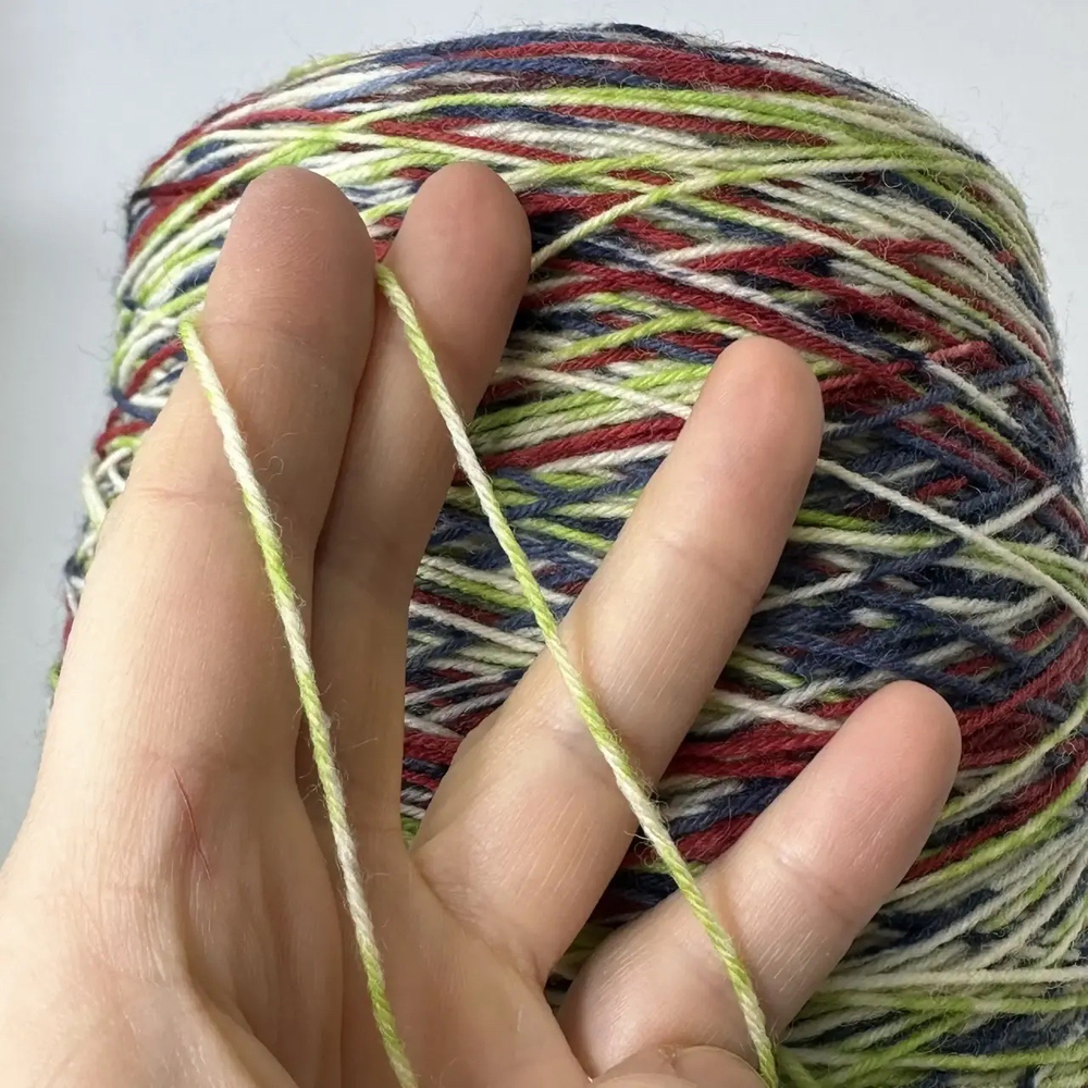 FLOWER PRINT; 75% меринос, 25% п/а; 410м/100гр; col. P-0050, цвет: салатовый, синий, бордо; S701