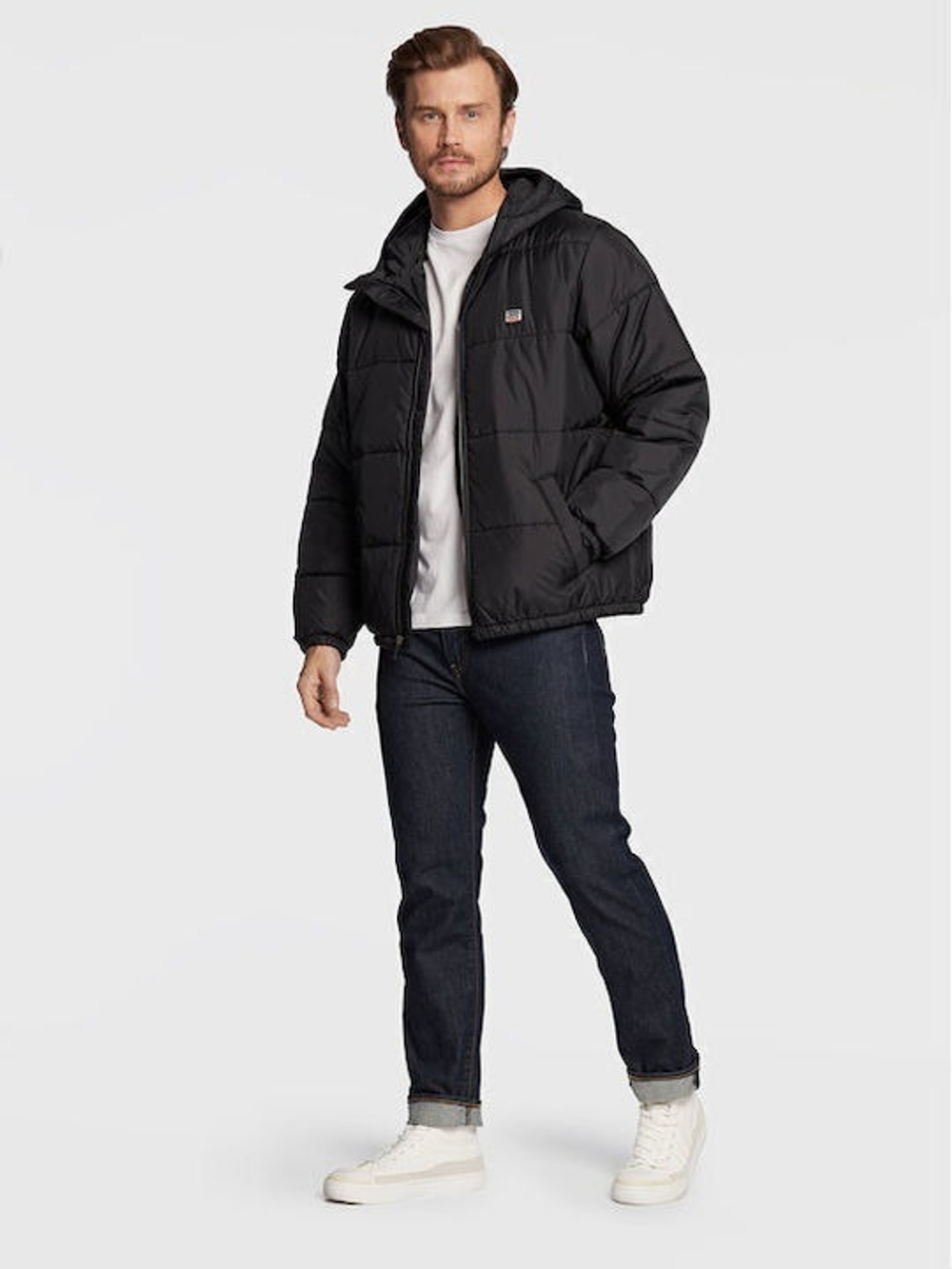 Куртка утепленная мужская LEVIS TELEGRAPH HOOD SHRT JKT BLACKS