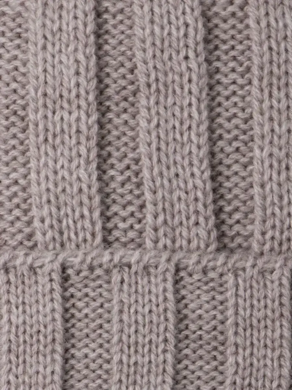 Шапка для мальчика осенняя вязаная и снуд