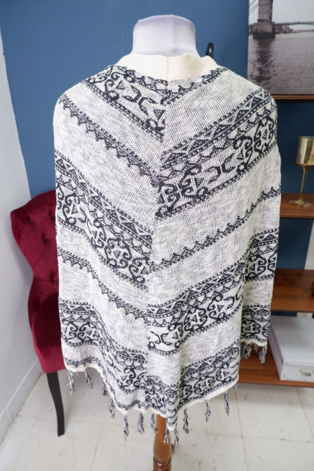 Пончо Hollister вязаный 42-44 размер