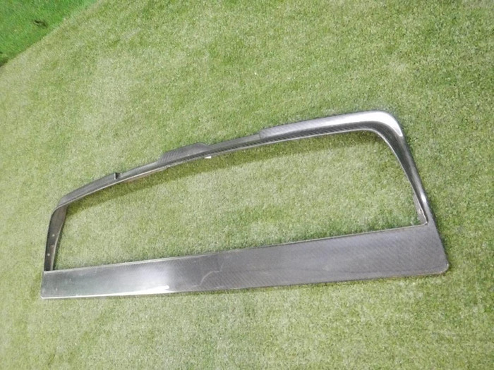 Накладка юбки заднего бампера Bentley Bentayga (2015-2020)