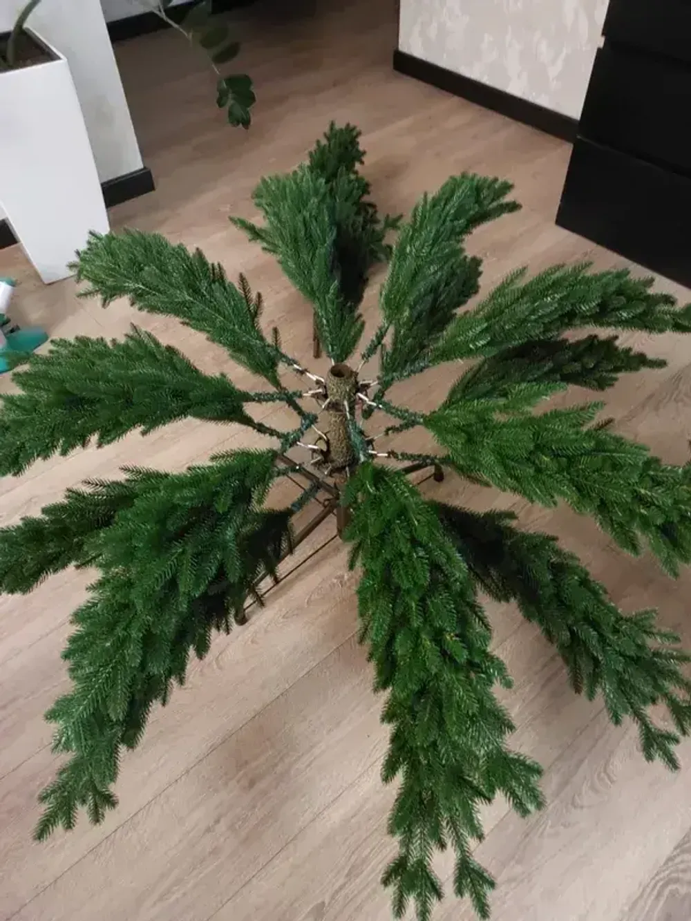 Ель искусственная «Вега» (Литая хвоя) 250 см / 2,5 м