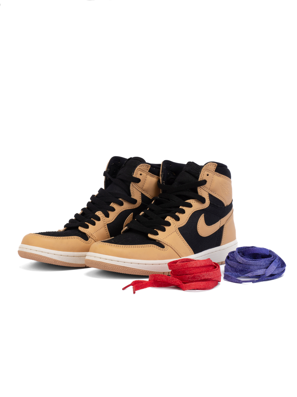 Nike Air Jordan 1 Retro High OG Heirloom