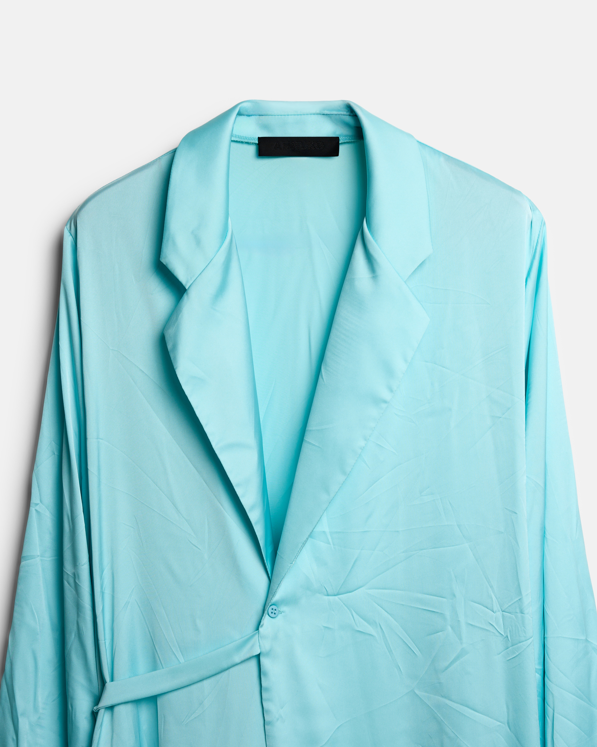 ТРЕНЧ-ХАЛАТ С ЗАМЯТОСТЯМИ ИЗ САТИНА