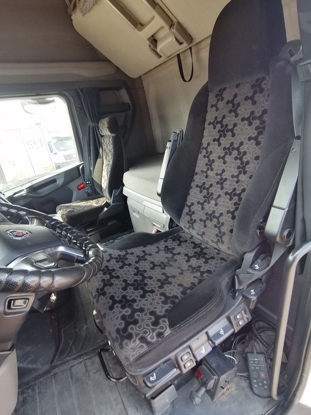 Scania S 4x2 Седельный тягач S500A4x2NA 	(Дизельный, 12,7 л, 500 л.с., АТ)