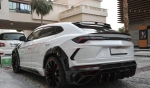 Карбоновая панель между задними фарами для Lamborghini Urus 2018+ Ламборгини Урус