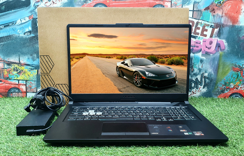 Игровой 17.3" Asus Ryzen 5/8 Gb/ GTX 1650 Ti 4 ГБ/FHD