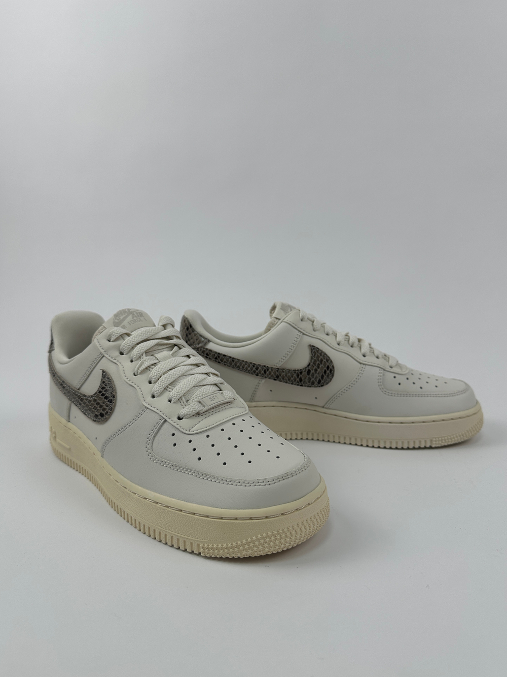 Кроссовки Nike Air Force 1 '07