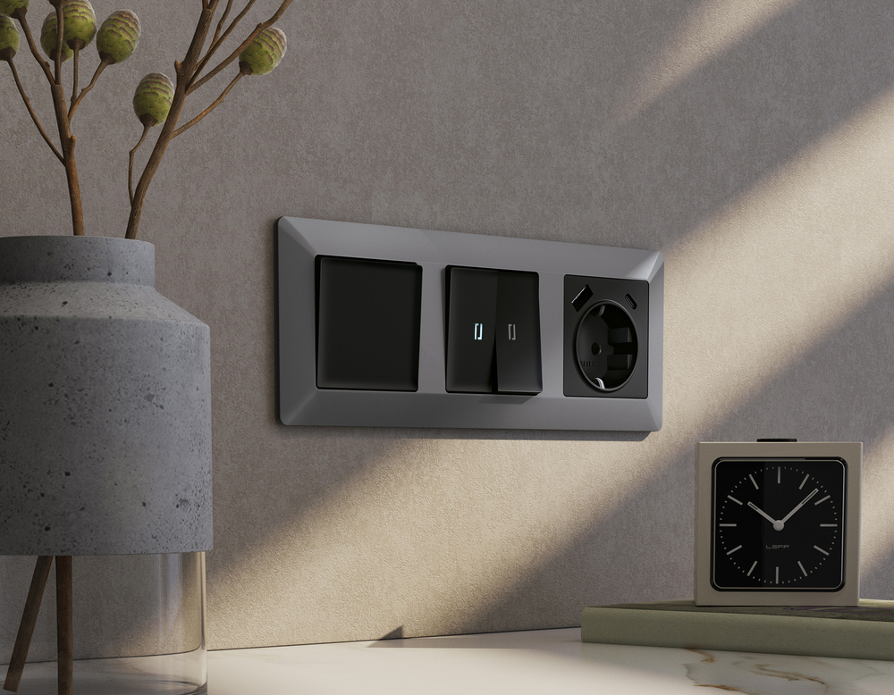 AF110504 Рамка ALFA Line (Сталь матовый) 4-ая