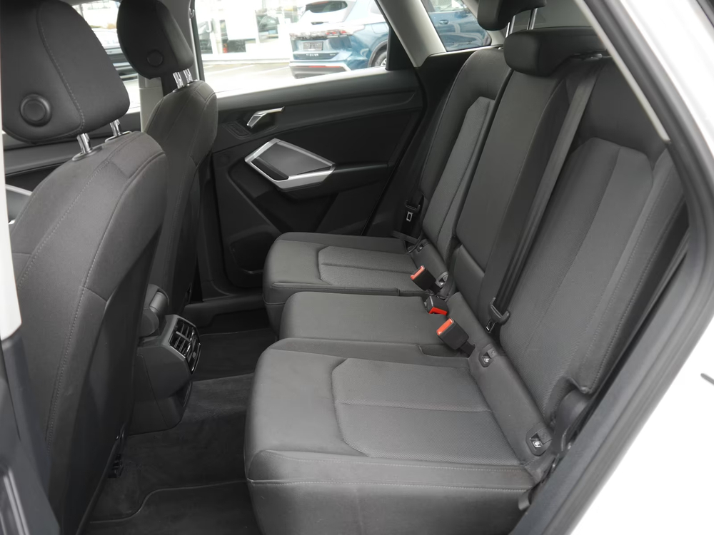Audi Q3 (Стоимость в ЕС)*