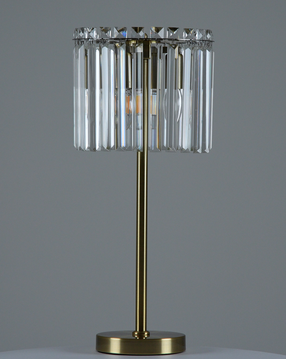 Лампа настольная Moderli V10762-3T Levi