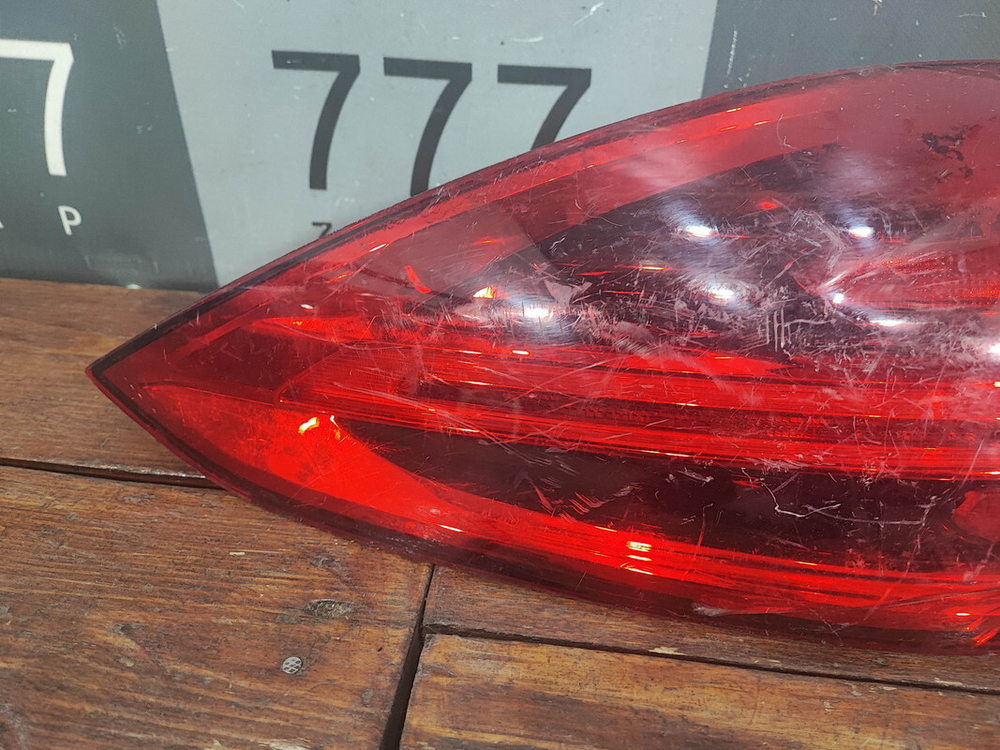 Фонарь задний левый Porsche Cayenne 2 (958) 14-18 Б/У Оригинал 7P5945207P
