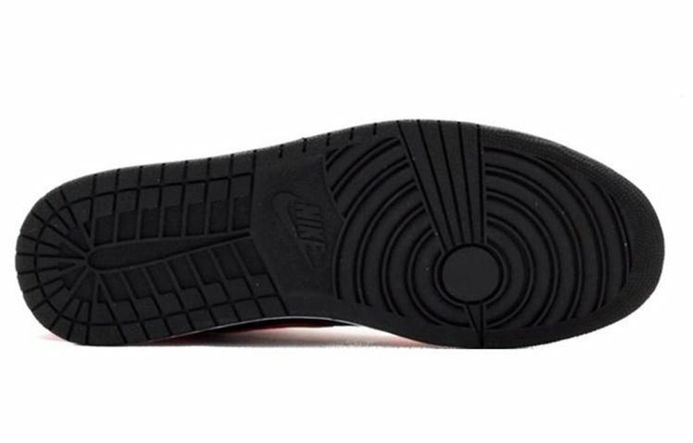 Кроссовки Jordan Air Jordan 1 Retro Max Orange