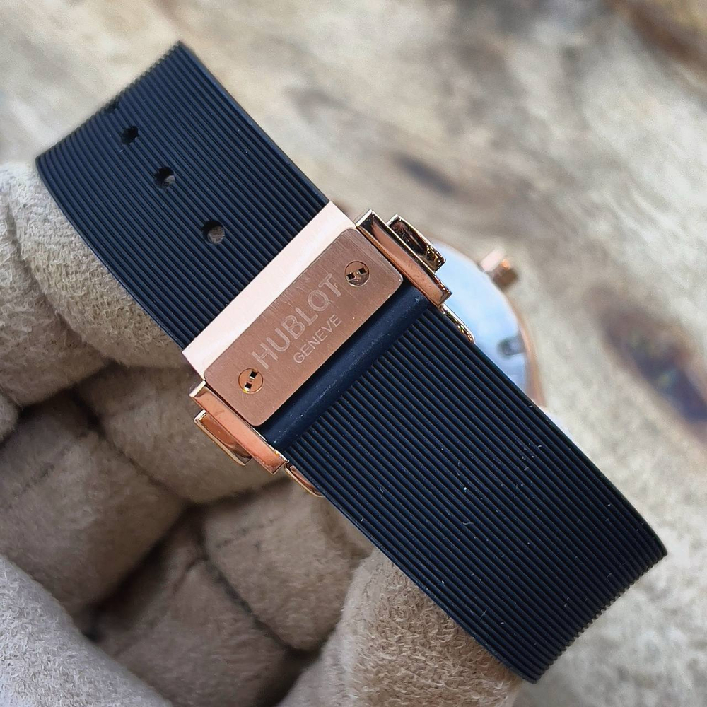 Часы Hublot
