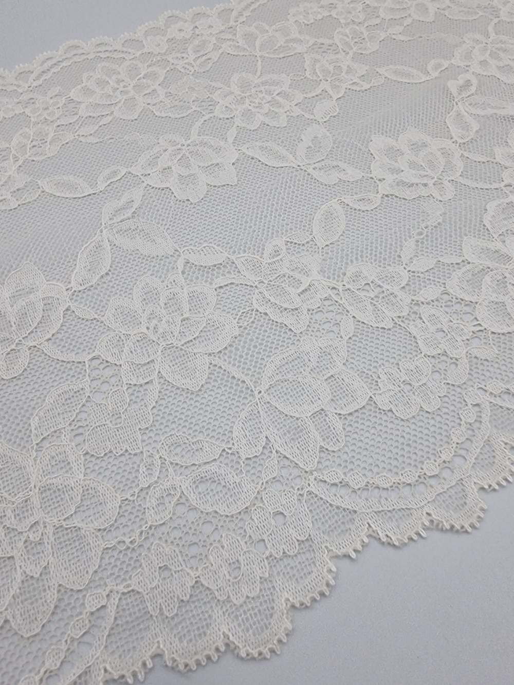 Кружево эластичное кремовое КС150 (21,5 см)