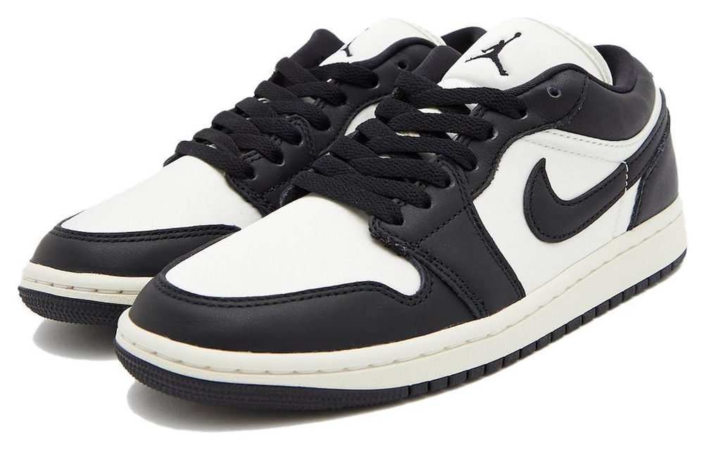 Кроссовки Jordan Air Jordan 1 Low Wmns"Vintage Panda" (Женская размерная сетка)