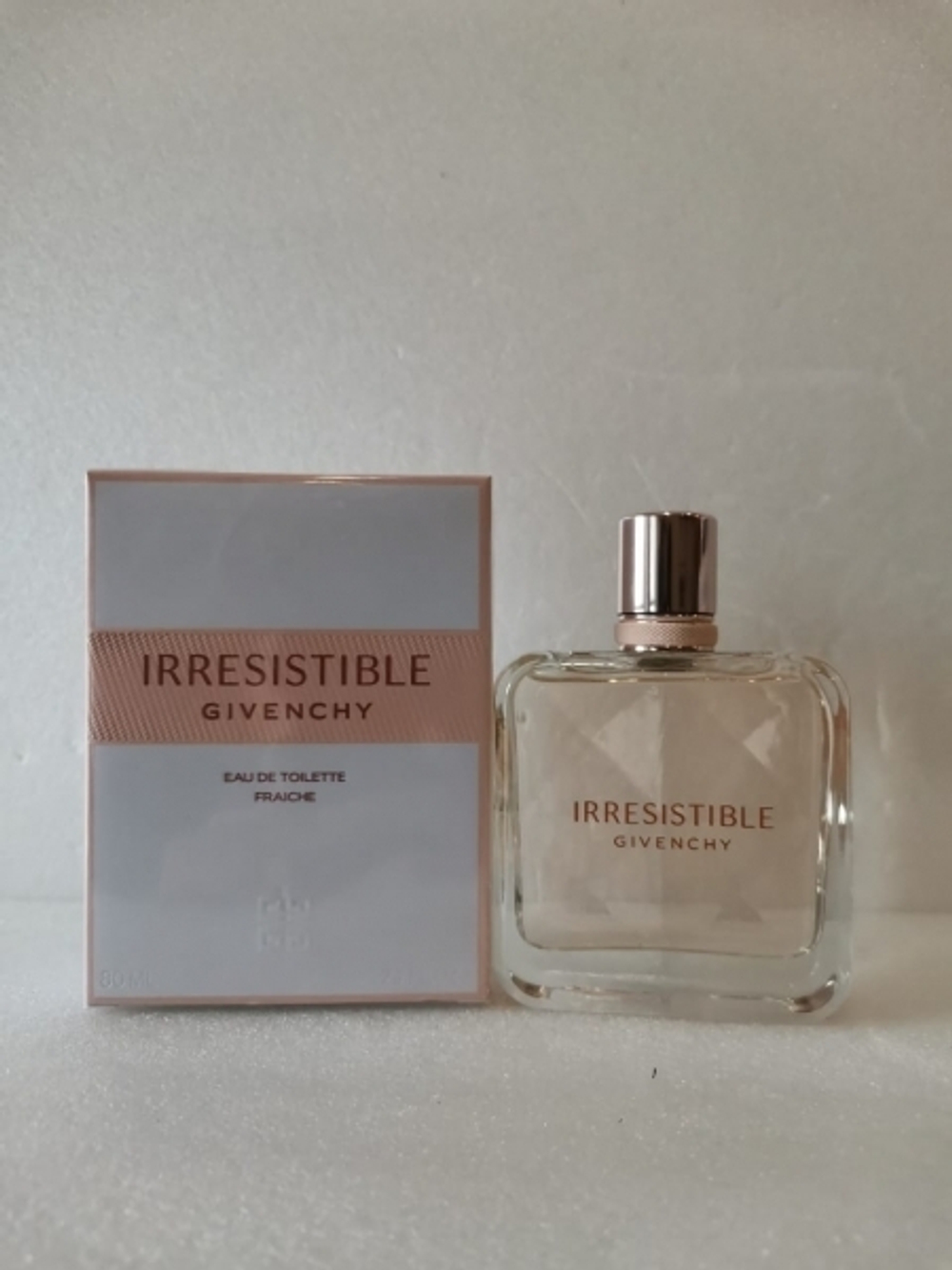 Givenchy Irrésistible Eau de Toilette Fraiche 80 ml (duty free парфюмерия)