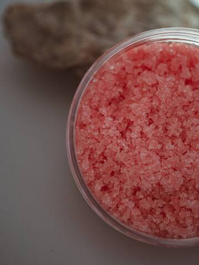 Розовый сахарный скраб «Magma»