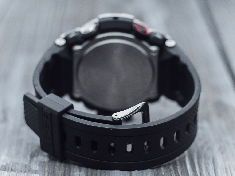 Часы Casio GST-B100-1A