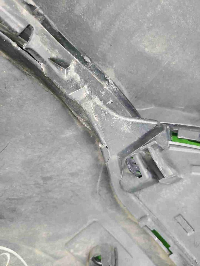 Бампер задний Voyah Free (2023-н.в.)