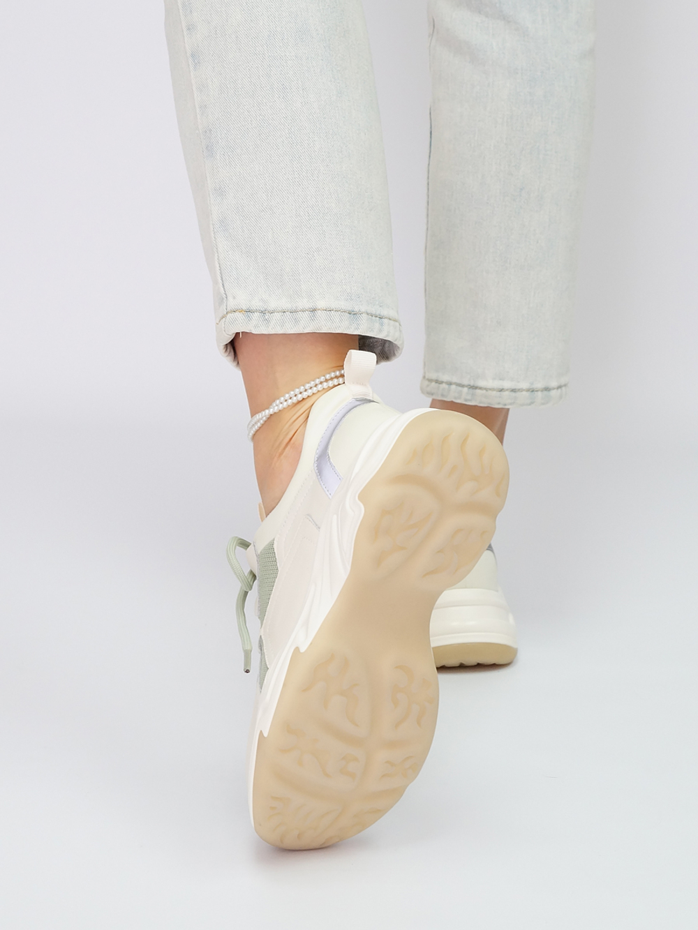 Кроссовки женские демисезонные