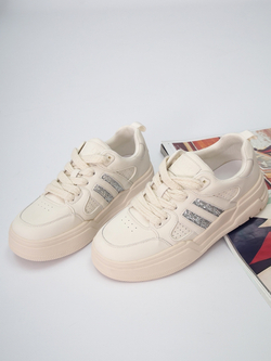 Кроссовки женские демисезонные