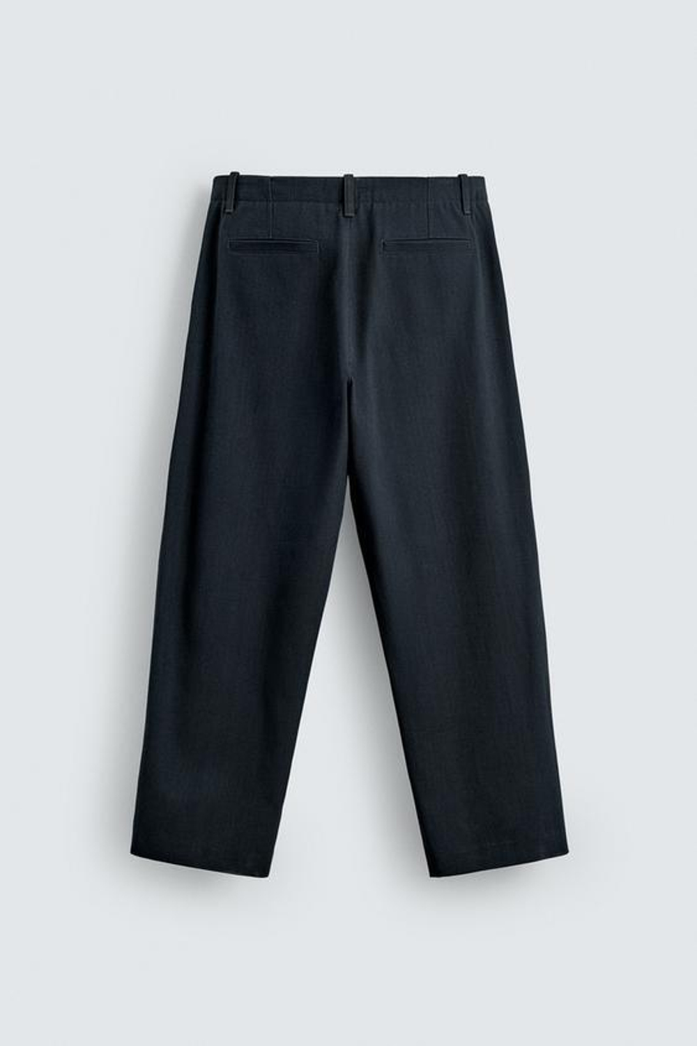 ZARA БРЮКИ-БАНАНЫ ИЗ ЛИОЦЕЛЛА И ХЛОПКА, ВЫЦВЕТШИЙ СИНИЙ